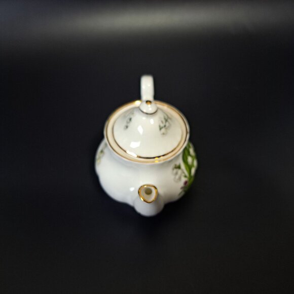 Staffordshire Collection Bone China Miniature Teapot Lily Floral Design Vintage - Picture 7 of 11